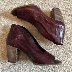 Lucky Brand LK Joal dark red bootie heel 8.5 GUC